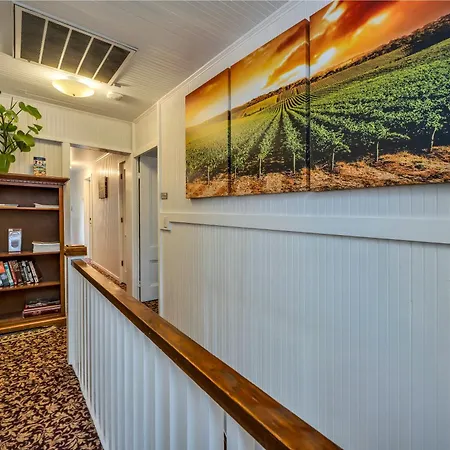 Calistoga Wine Way Inn-3